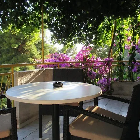 Apartman Godo Sveta Nedelja