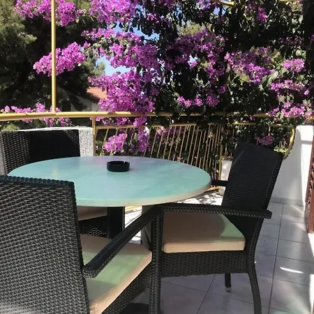 Godo Lejlighed Sveta Nedelja (Hvar)